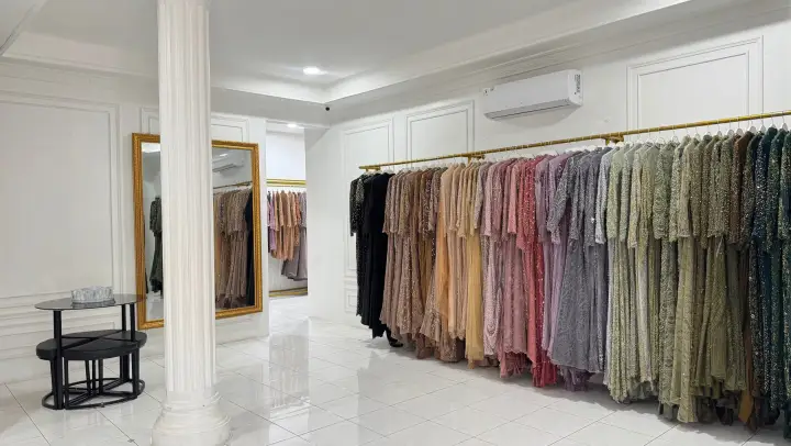 Showroom dan koleksi Maha Gaun